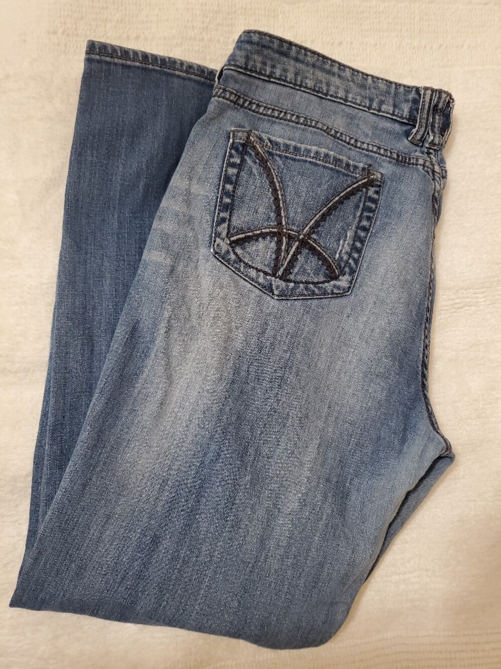 KUT from The Kloth Women's Straight Leg Jeans in Light Blue Wash